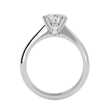 Split prong princess diamond engagement ring