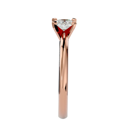 Qiunn petal diamond engagement ring