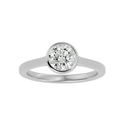 Jeden Halo diamond engagement ring