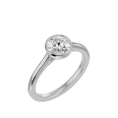 Jeden Halo diamond engagement ring