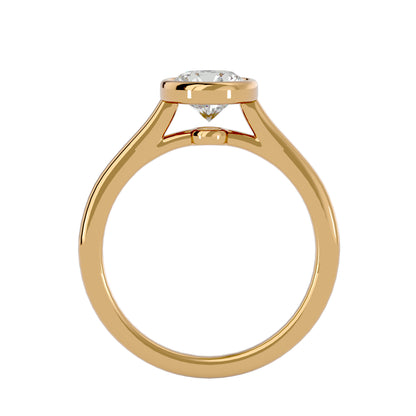 Jeden Halo diamond engagement ring