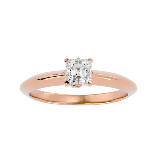 Emerald solitaire knife-egde diamong engagement ring